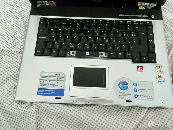 Ноутбук asus