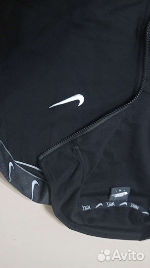 Спортивная кофта Nike