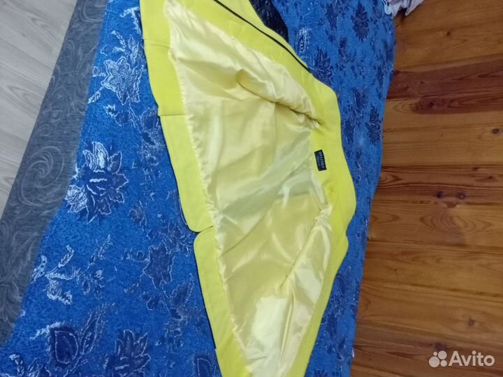 Куртка женская новая