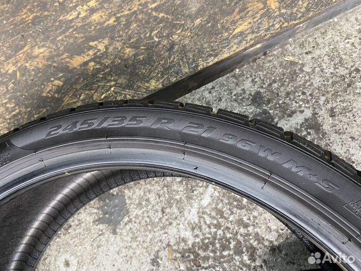 Pirelli Winter Sottozero 3 245/35 R21 96W