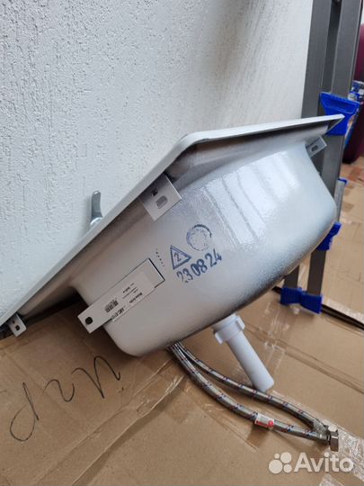 Раковина для кухни + смеситель бу