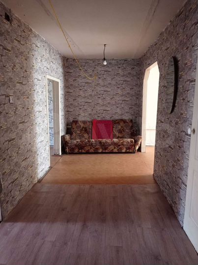 3-к. квартира, 63 м², 1/1 эт.