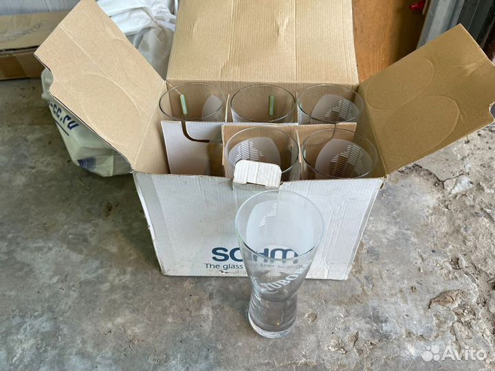 Пивные бокалы tuborg