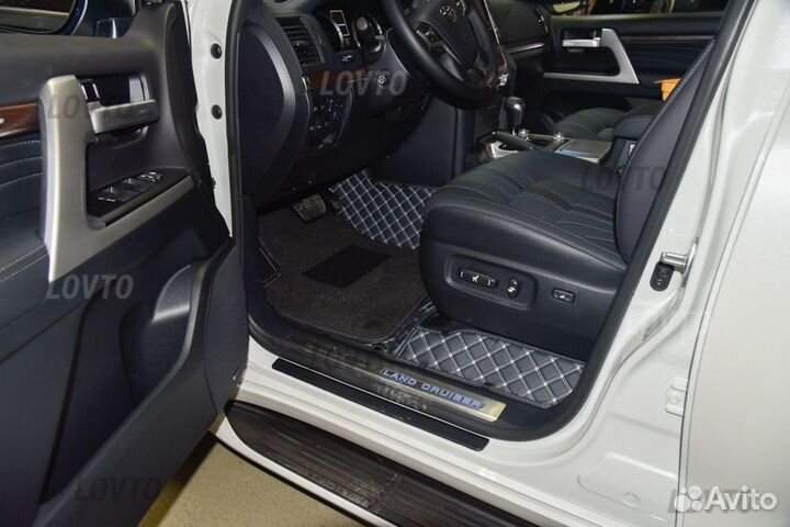 Автомобильные коврики 3d