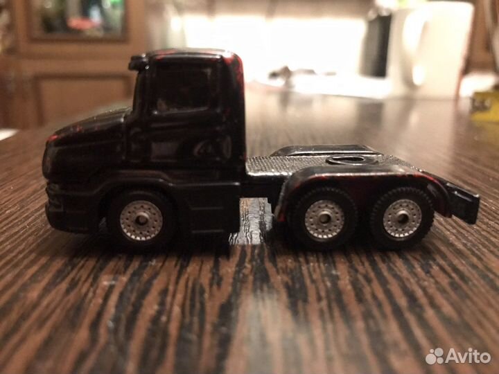 Модель грузовика Siku