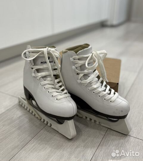 Коньки фигурные детские