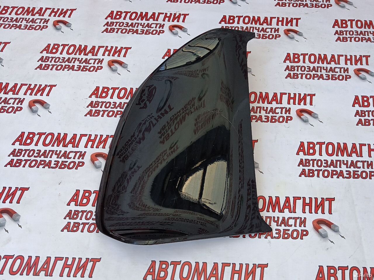 Накладка заднего бампера правая Voyah Free