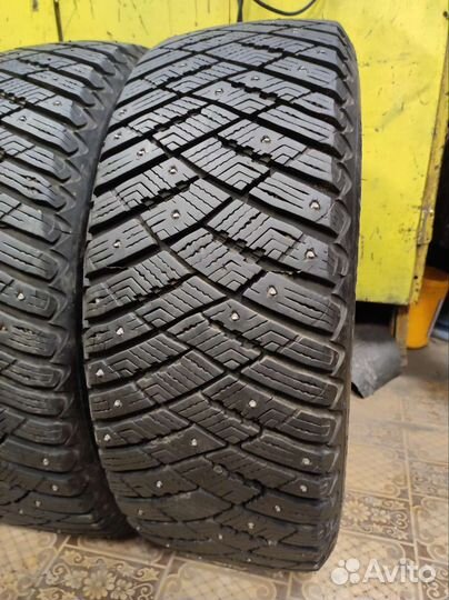 Goodyear Ultragrip Ice Arctic 205/55 R16