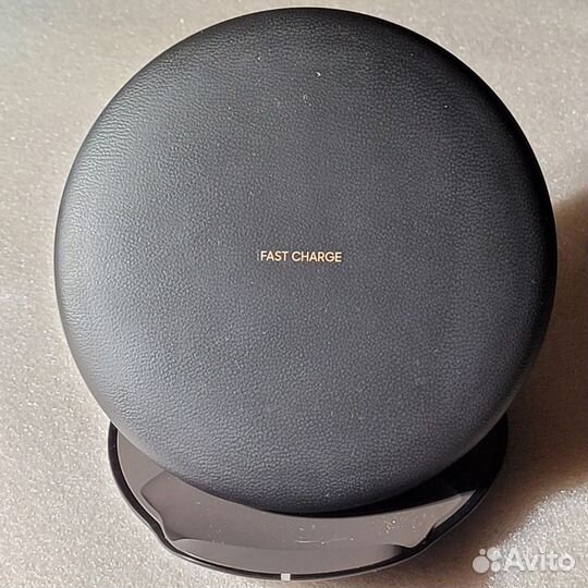 Беспроводная зарядка samsung ер-рg95О