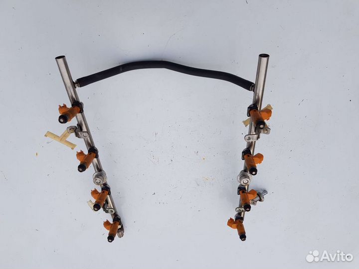 Топливная рампа форсунки Range Rover Sport L320