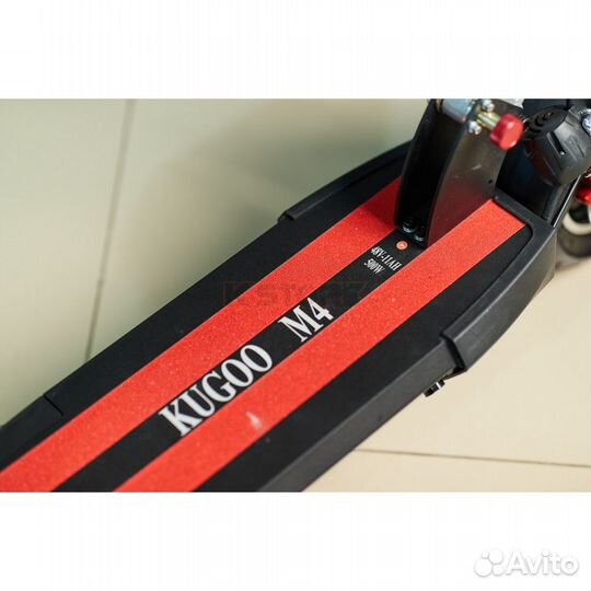 Электросамокат Kugoo M4