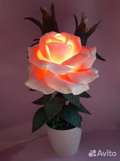 Светильник роза из изолона