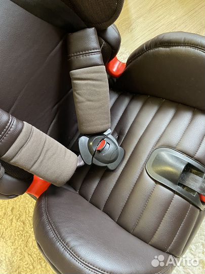 Автомобильное кресло be2me