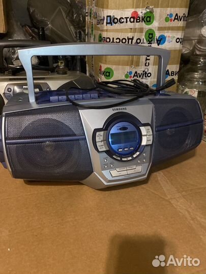 Музыкальный центр Самсунг RCD-M50В