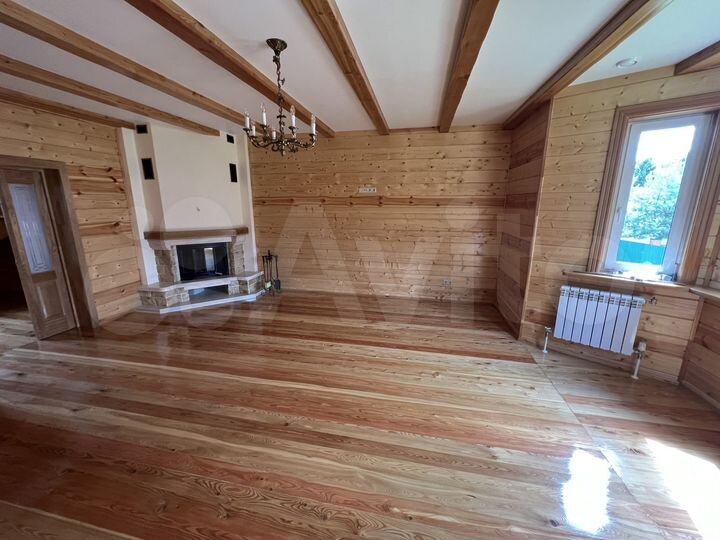 Дом 230 м² на участке 16 сот.