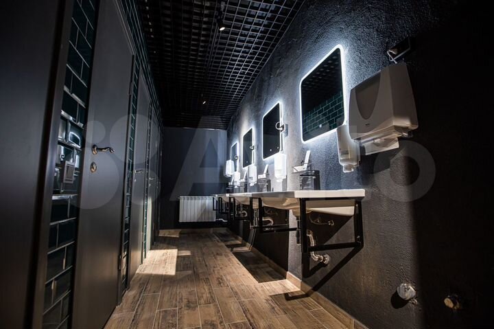 Комната 35 м², 1/4 эт.