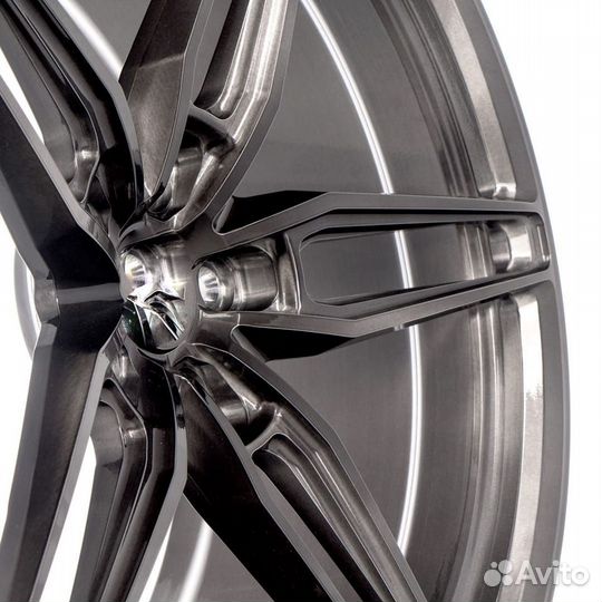 Кованые диски Gard R22 5X112 на Audi SQ8 Q7 RS