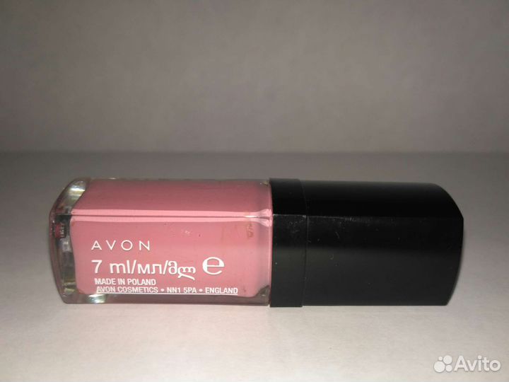 Помада Avon Mark