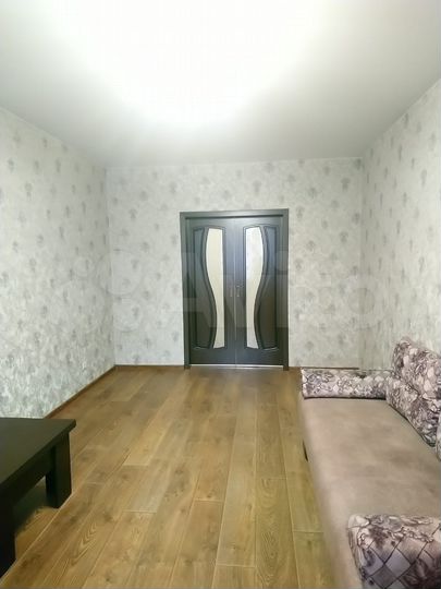 2-к. квартира, 53,2 м², 1/10 эт.