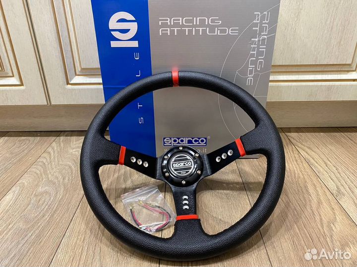 Спортивный руль с выносом sparco