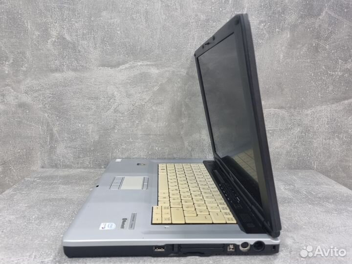Ноутбук Fujitsu Siemens lifebook C1410