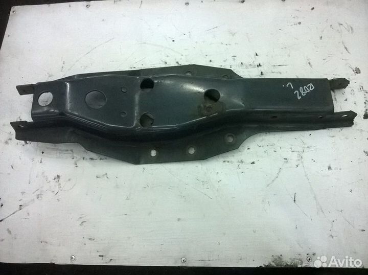 Кронштейн кабины, задний левый renault trucks Magn