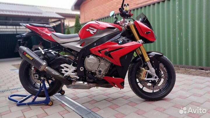 BMW S1000R