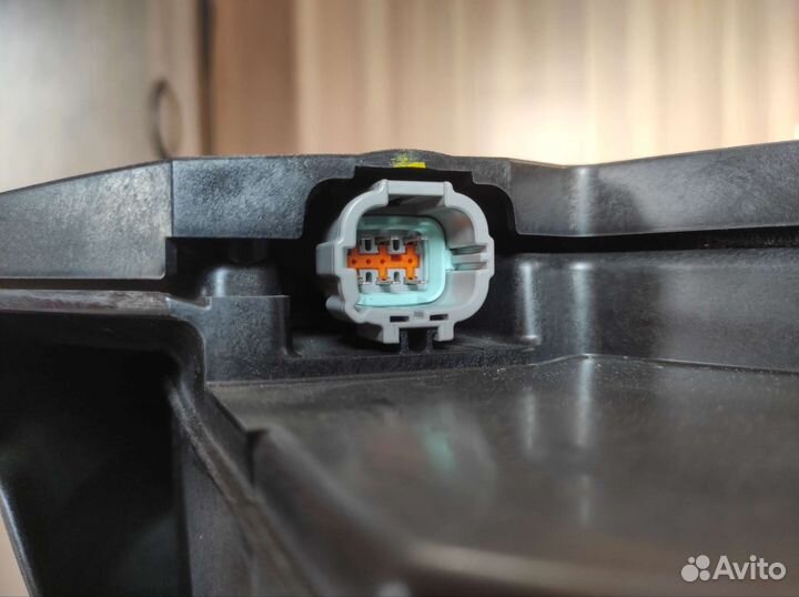 Сабвуфер в запаску R16 Bose Nissan