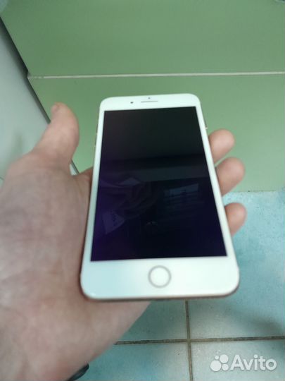 iPhone 8 Plus, 64 ГБ