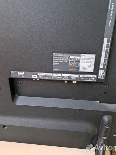 Телевизор LG 42UB820V