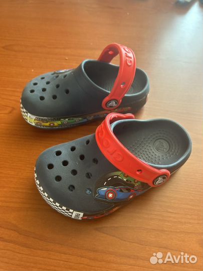 Тапки мужские crocs