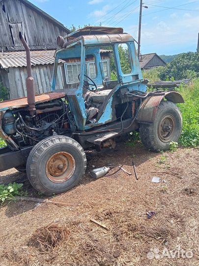 Трактор, 1990