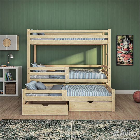 Двухъярусная кровать из массива