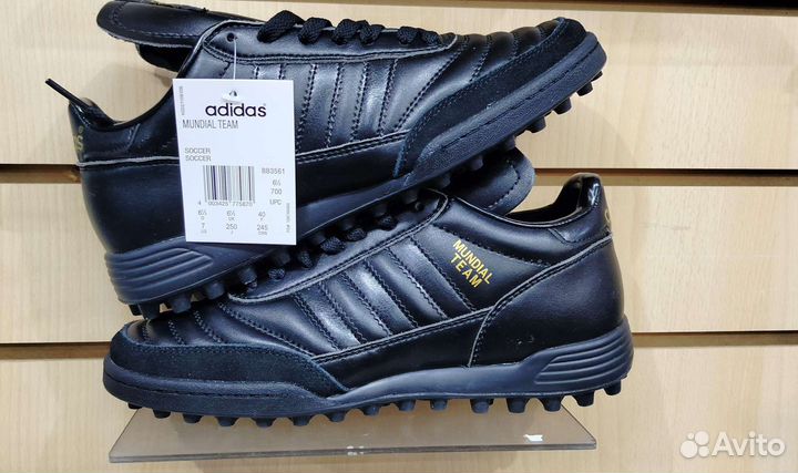 Футбольные бутсы мундиаль adidas