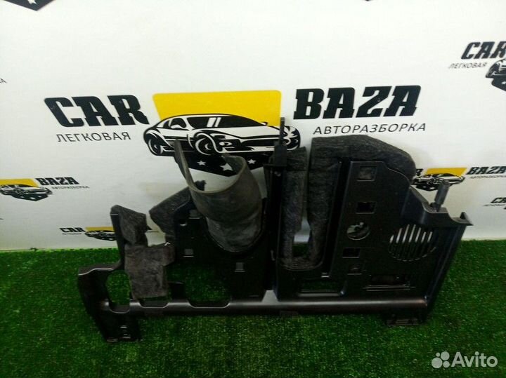 Обшивка торпеды Audi A4