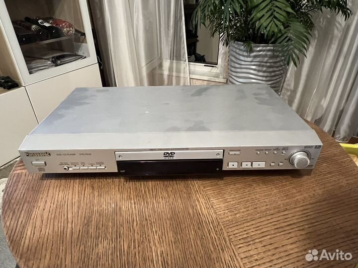DVD плеер Panasonic