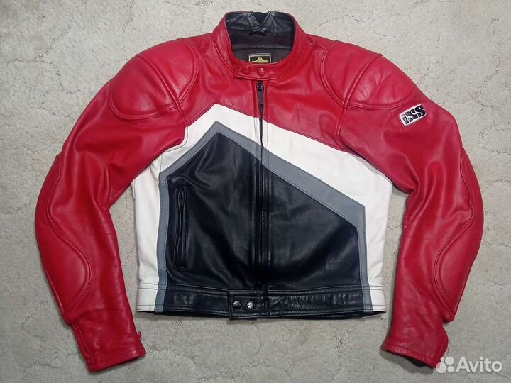 Мотокуртка кожаная