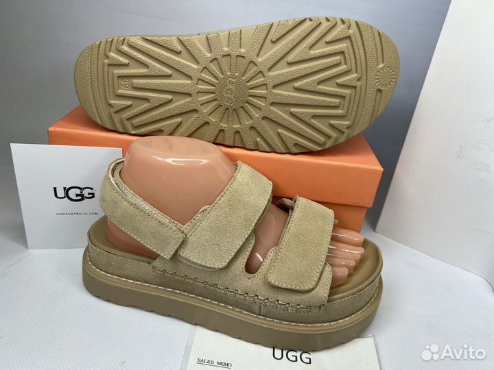 Женские босоножки UGG