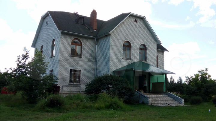 Коттедж 290 м² на участке 60 сот.