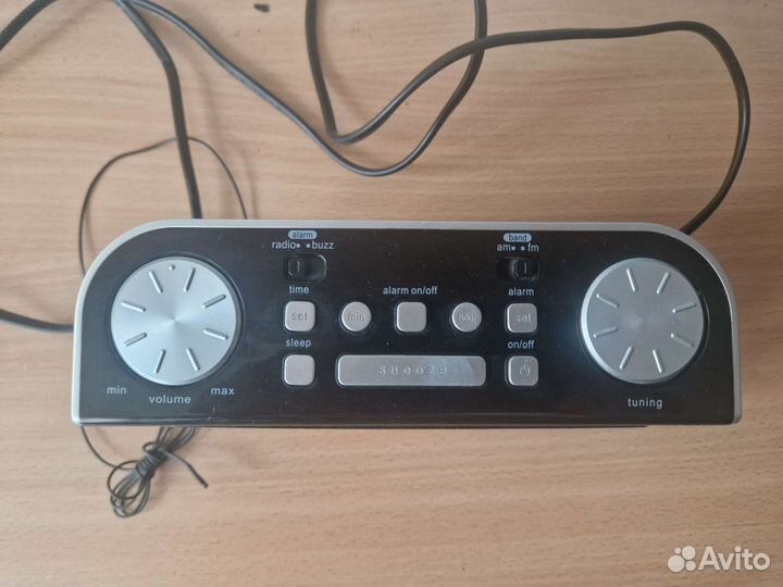 Радиочасы vitek VT-6600вк