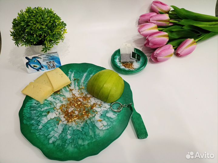 Сырница из эпоксидной смолы