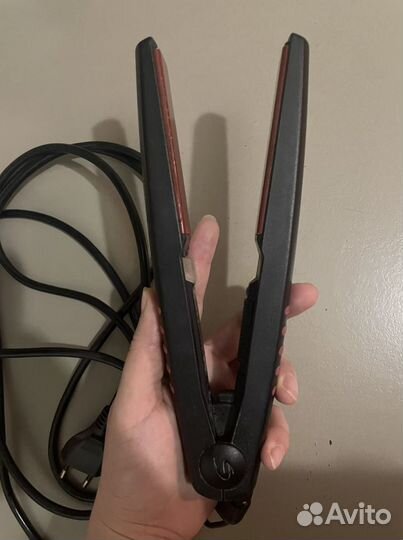 Выпрямитель для волос профессиональный