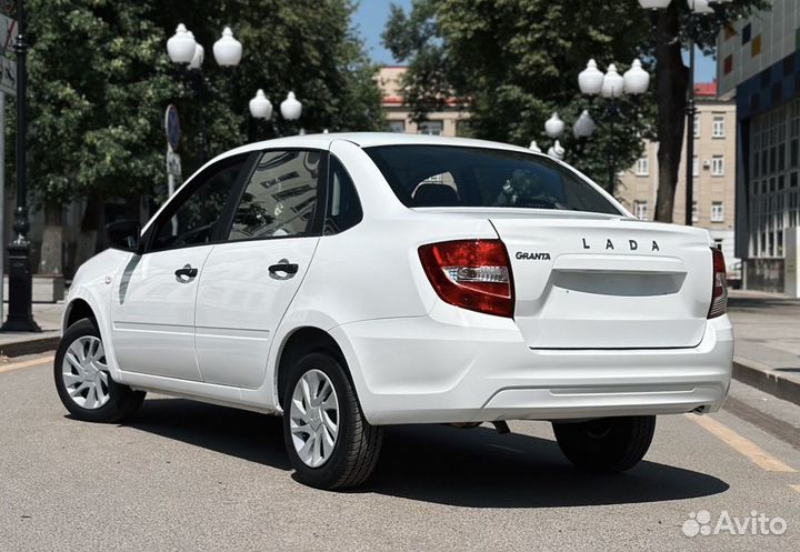 LADA Granta 1.6 МТ, 2024, 15 км