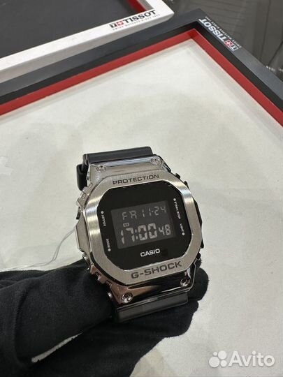 Мужские наручные часы Casio G-Shock GM-5600-1ER