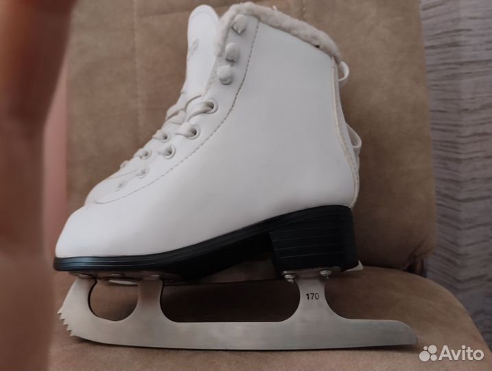 Коньки фигурные