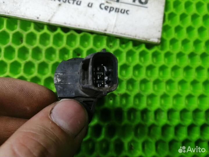 Датчик положения коленвала Mitsubishi Lancer X