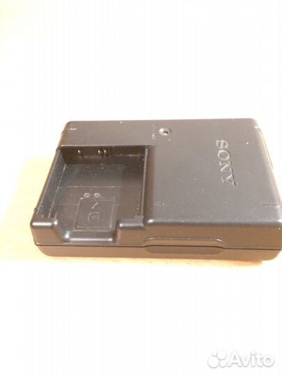 Зарядное устройство sony