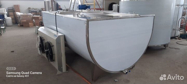 Охладитель молока 4000 литров