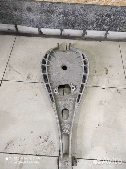 Рычаг задней подвески левый BMW 3 E46