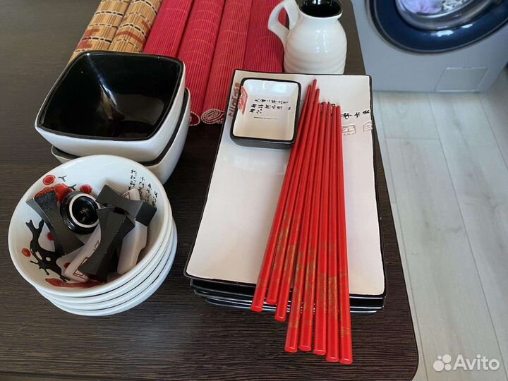 Набор посуды для суши